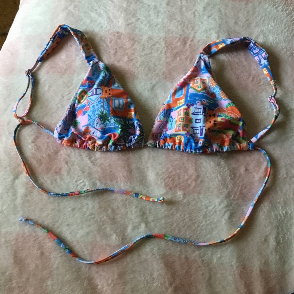 🍁3 for $10 bikini top